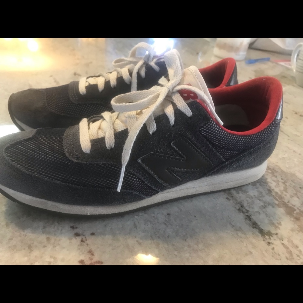 Vintage New Balance shoes Men size 7.5.